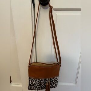 Modern chic crossbody bag